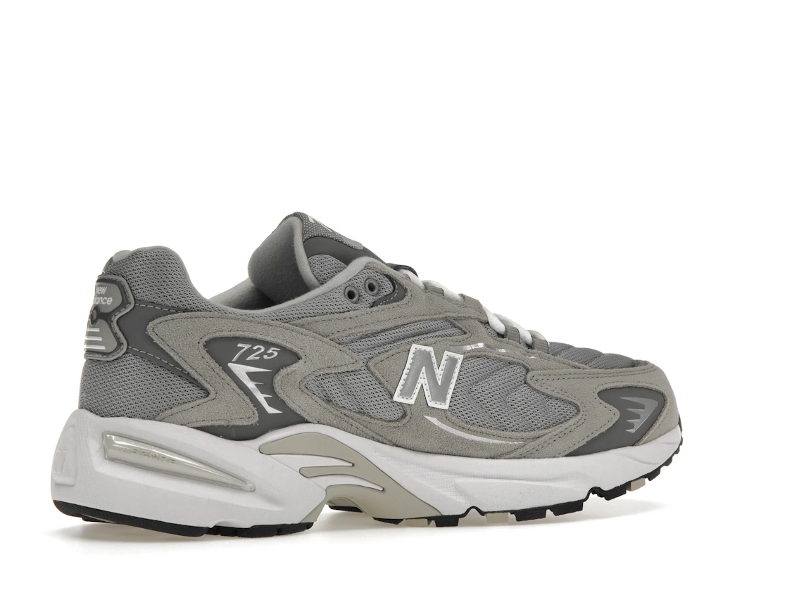 Vue 34 de New Balance 725 Grey