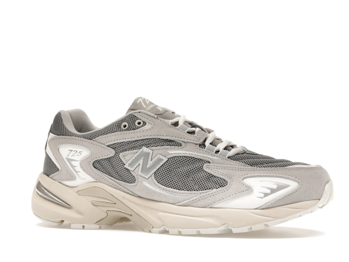 Vue 3 de New Balance 725 Light Grey