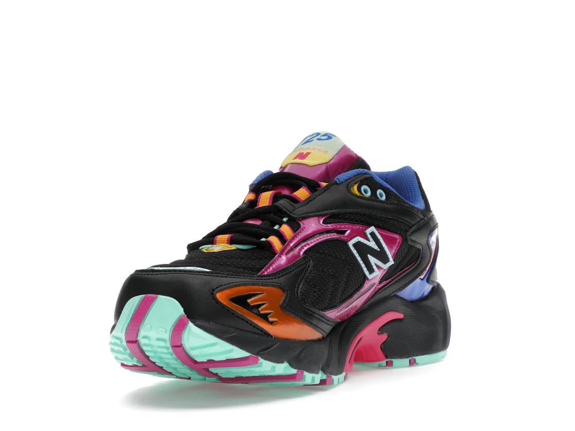 Vue 13 de New Balance 725v1 Multi-Color