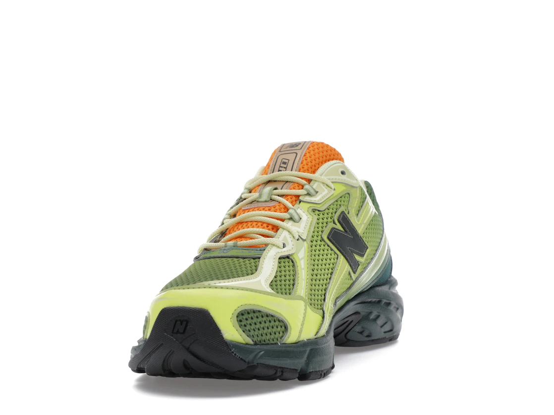 Vue 12 de New Balance 740 Concepts Brut