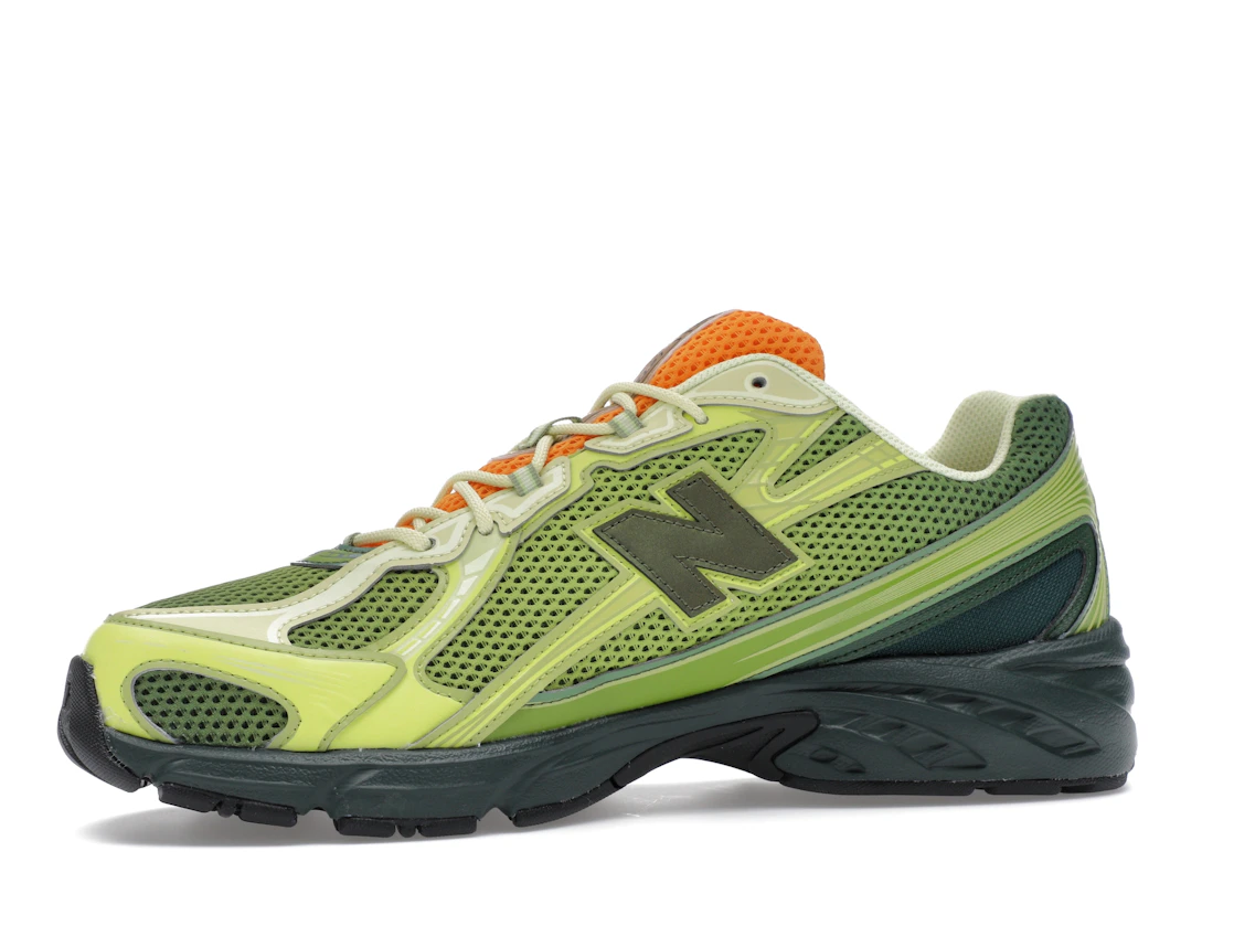 Vue 17 de New Balance 740 Concepts Brut
