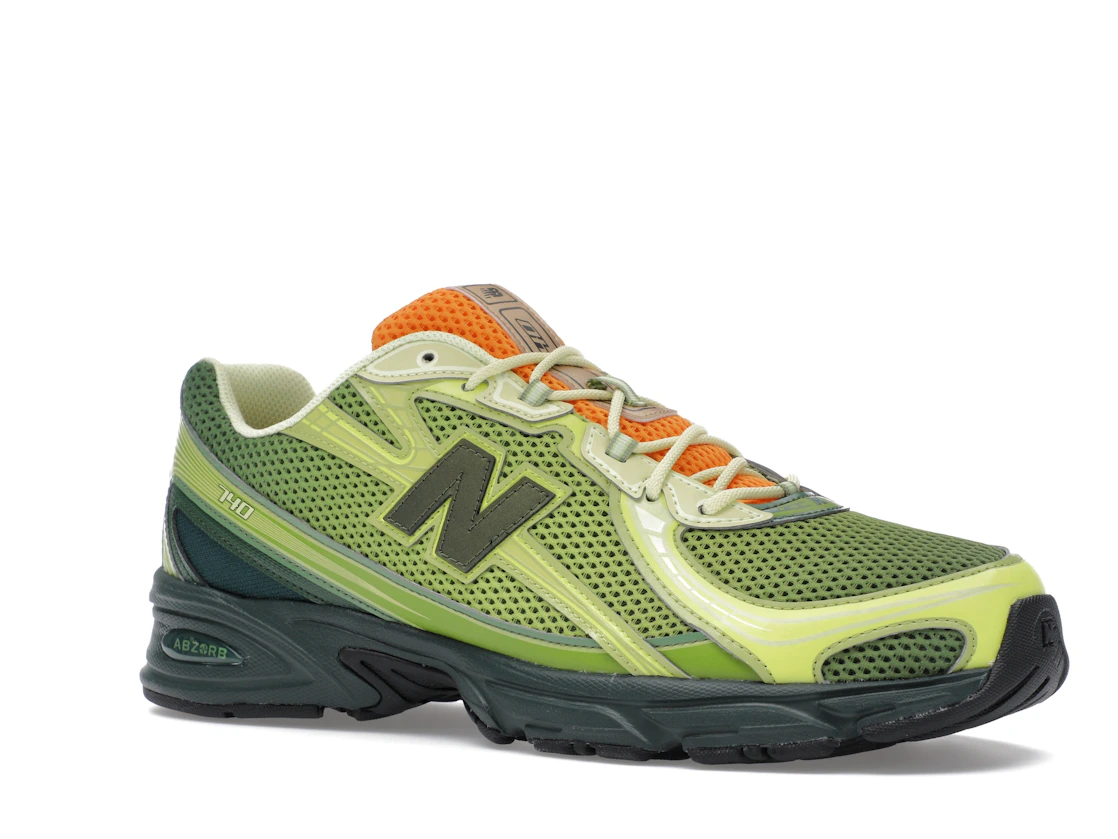 Vue 4 de New Balance 740 Concepts Brut