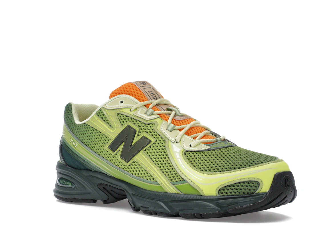 Vue 5 de New Balance 740 Concepts Brut