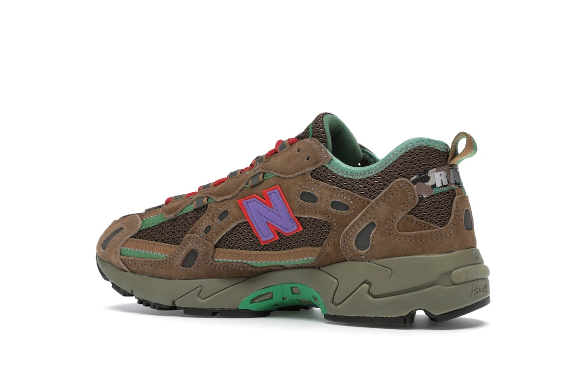 Vue 22 de New Balance 827 Stray Rats