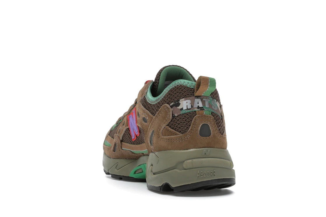 Vue 26 de New Balance 827 Stray Rats