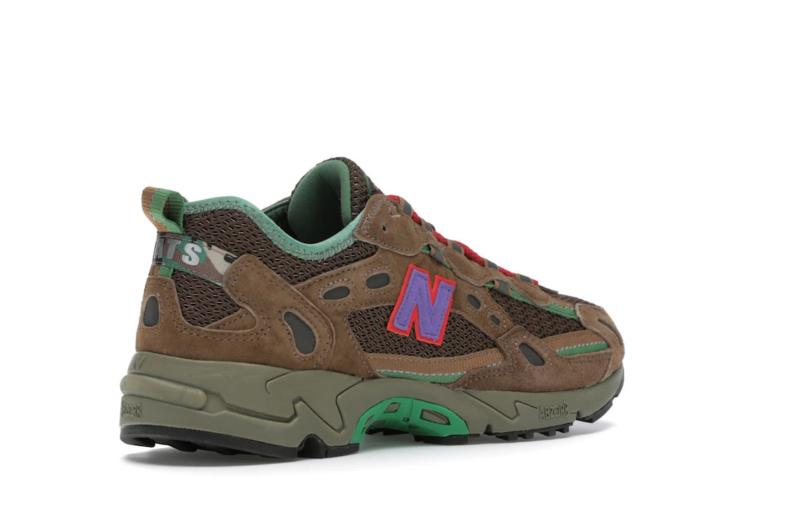 Vue 33 de New Balance 827 Stray Rats