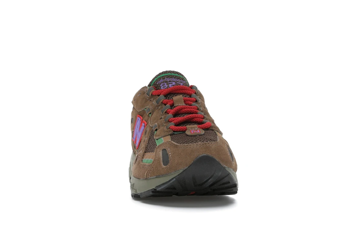 Vue 9 de New Balance 827 Stray Rats