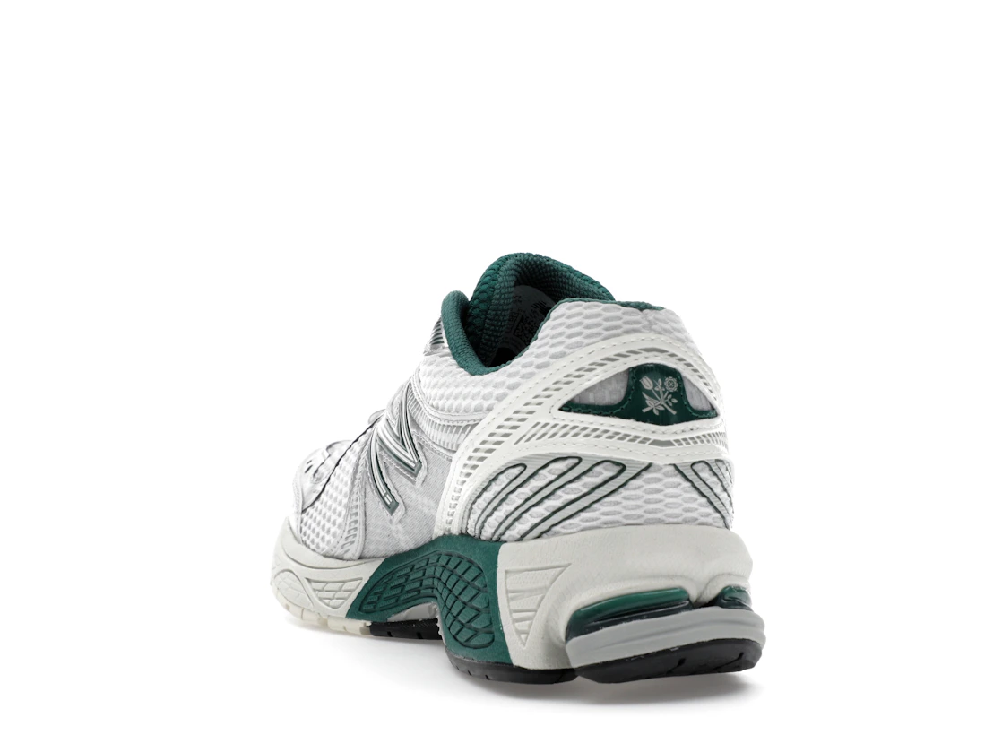 Vue 26 de New Balance 860v2 Aimé Leon Dore Grey Green