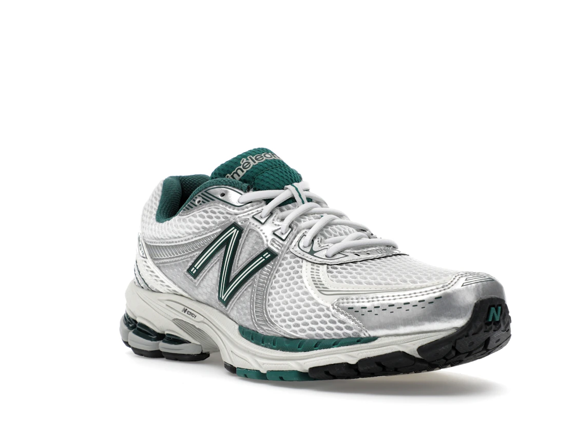 Vue 6 de New Balance 860v2 Aimé Leon Dore Grey Green