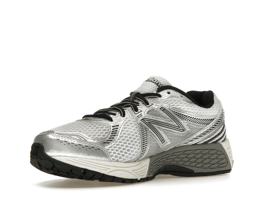 Vue 15 de New Balance 860v2 Milky Way Pack Optic White