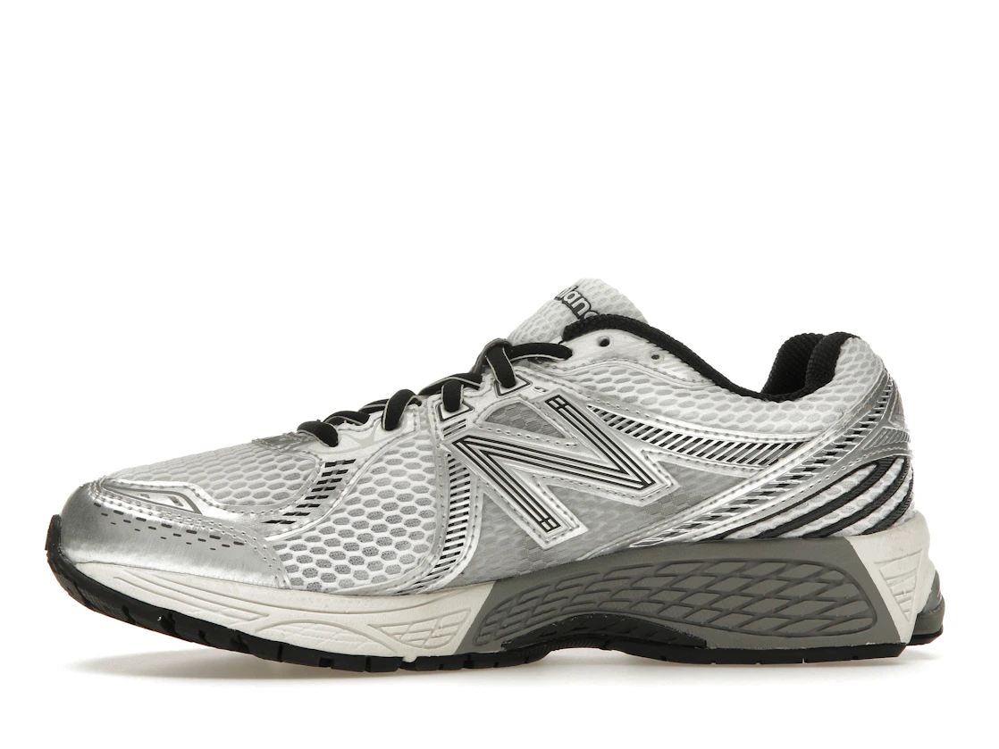 Vue 18 de New Balance 860v2 Milky Way Pack Optic White