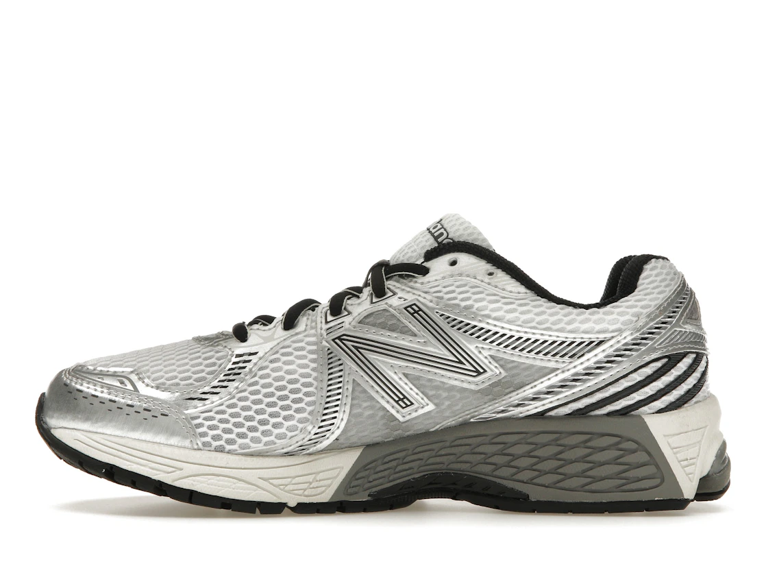 Vue 19 de New Balance 860v2 Milky Way Pack Optic White