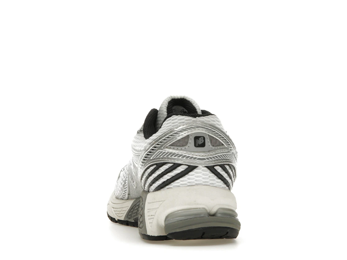Vue 27 de New Balance 860v2 Milky Way Pack Optic White