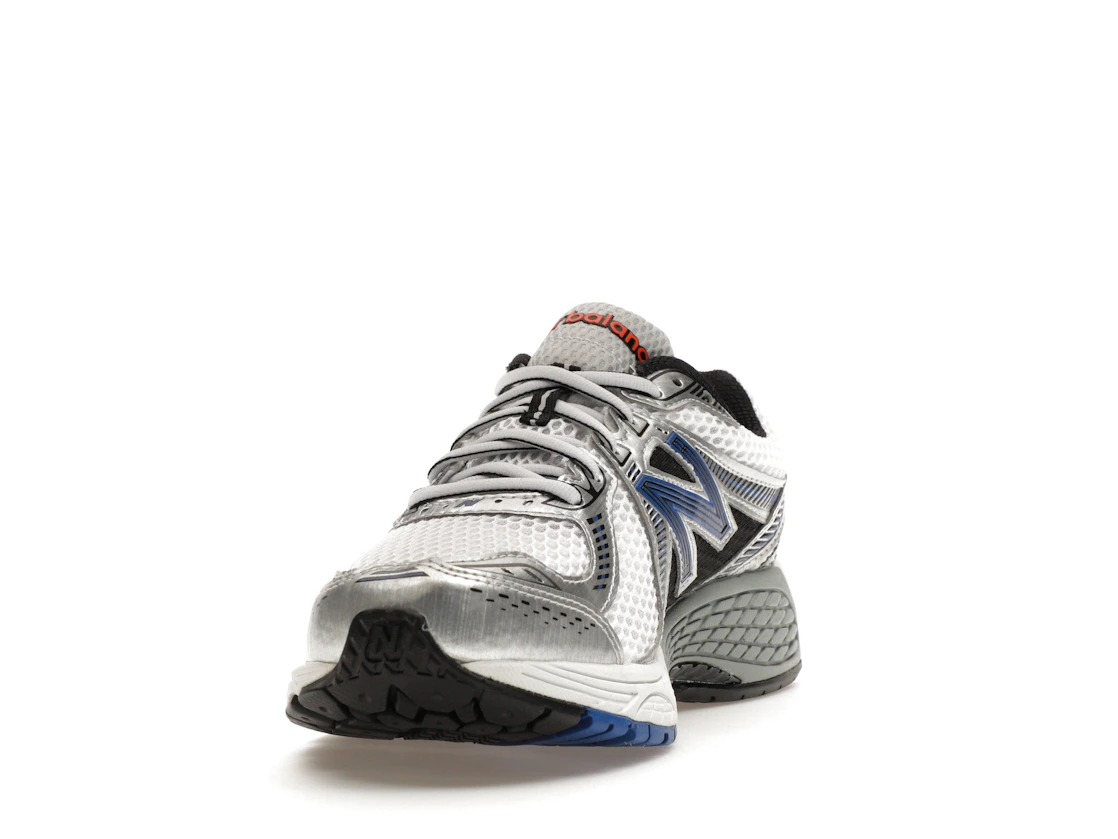 Vue 12 de New Balance 860v2 White Team Royal Silver