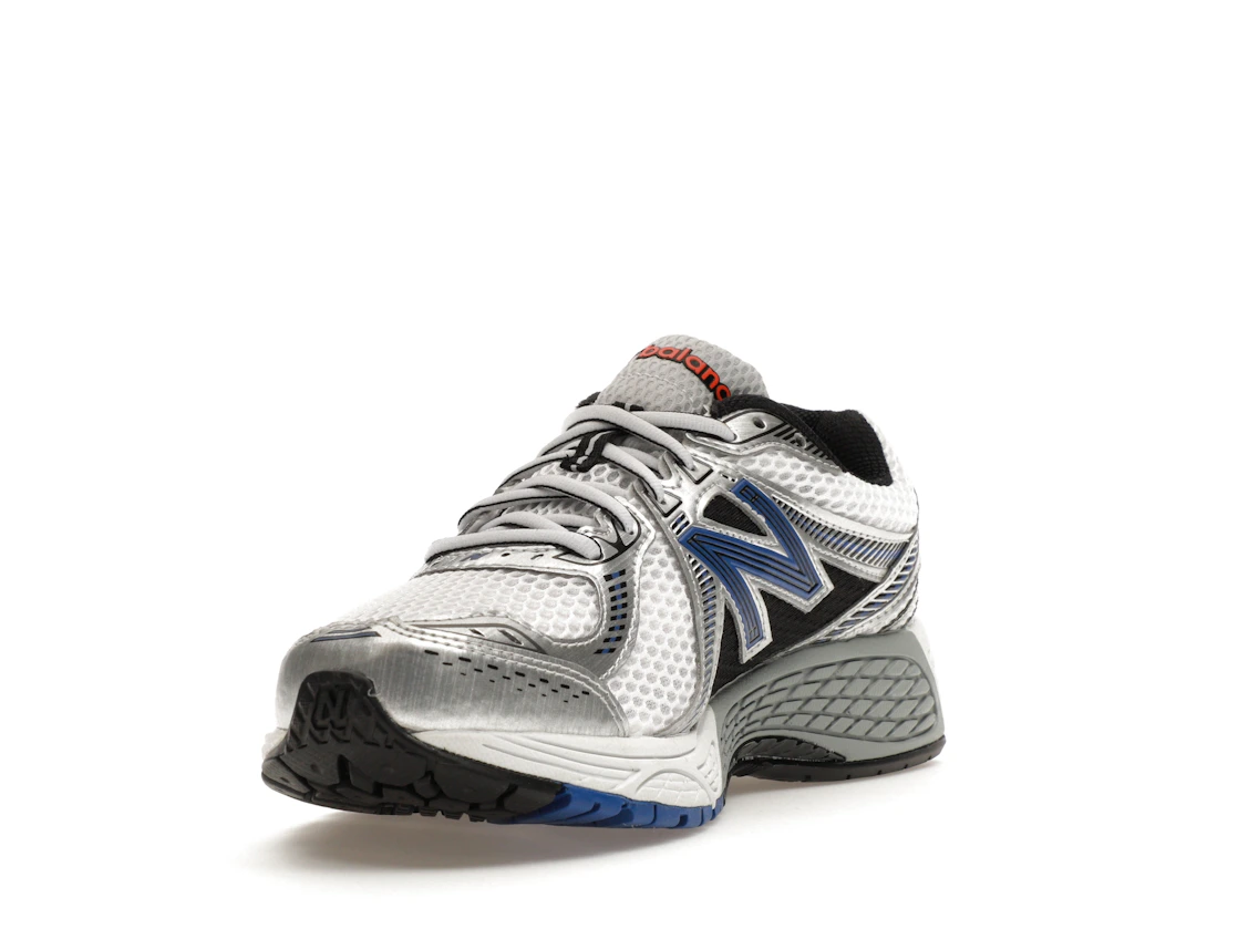 Vue 13 de New Balance 860v2 White Team Royal Silver