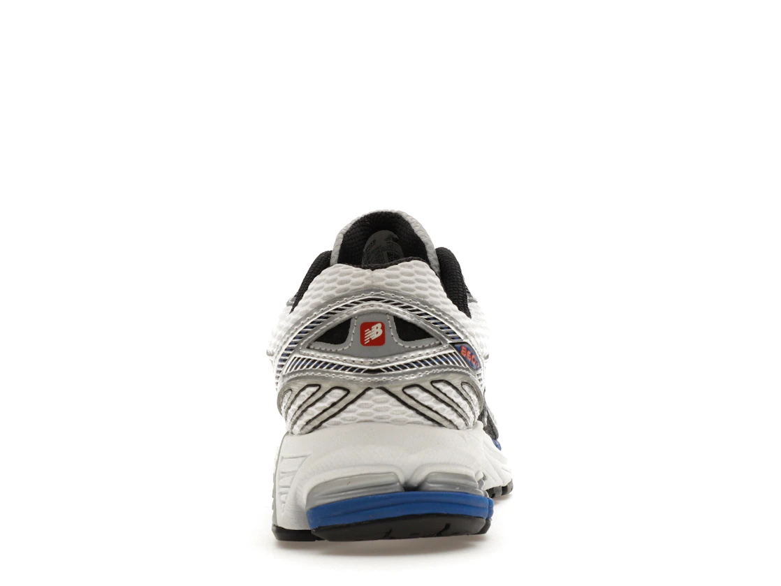 Vue 28 de New Balance 860v2 White Team Royal Silver