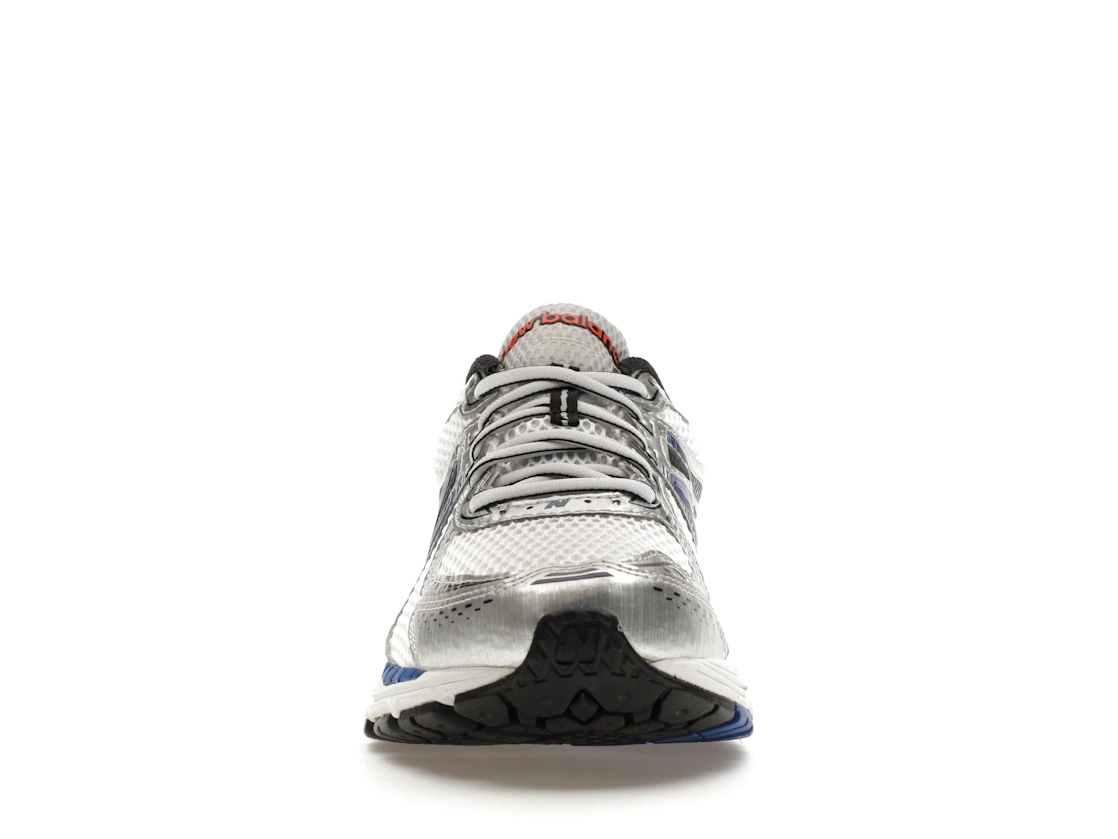 Vue 10 de New Balance 860v2 White Team Royal Silver