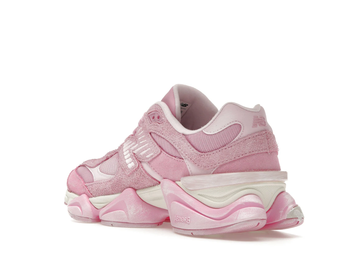 Vue 24 de New Balance 9060 ASOS Exclusive Pink Overdye