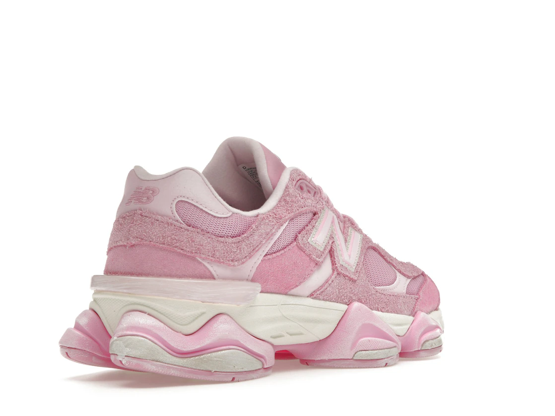 Vue 32 de New Balance 9060 ASOS Exclusive Pink Overdye