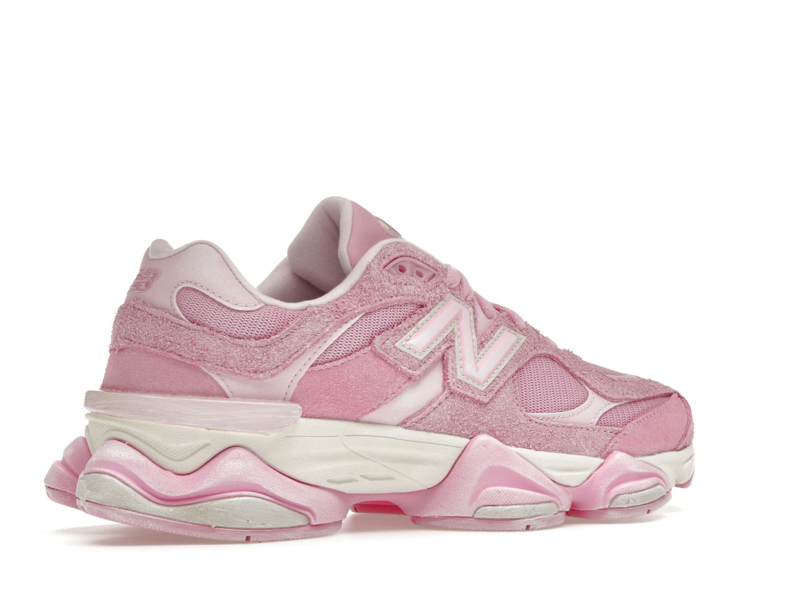 Vue 34 de New Balance 9060 ASOS Exclusive Pink Overdye