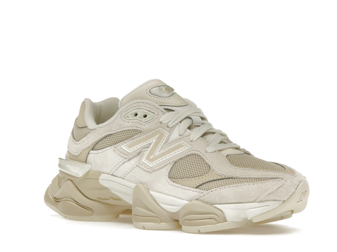 Vue 5 de New Balance 9060 Beige