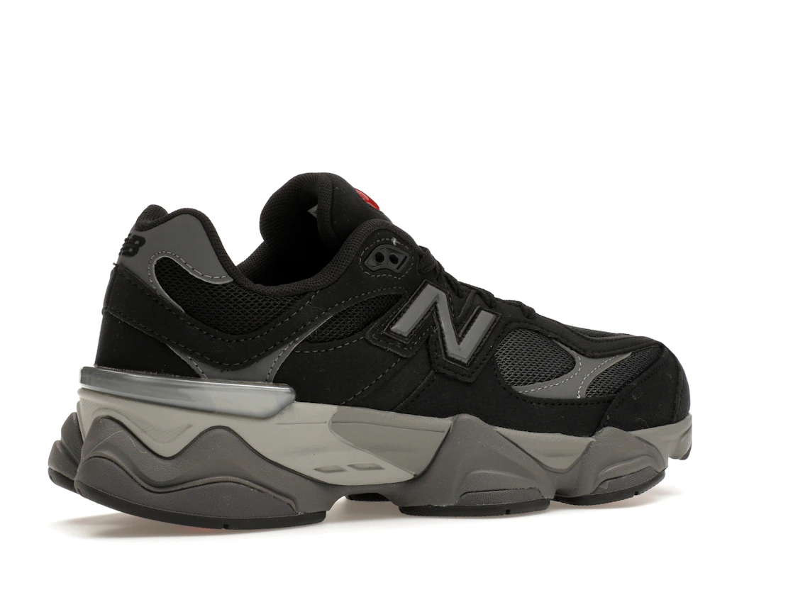 Vue 34 de New Balance 9060 Black Grey (GS)