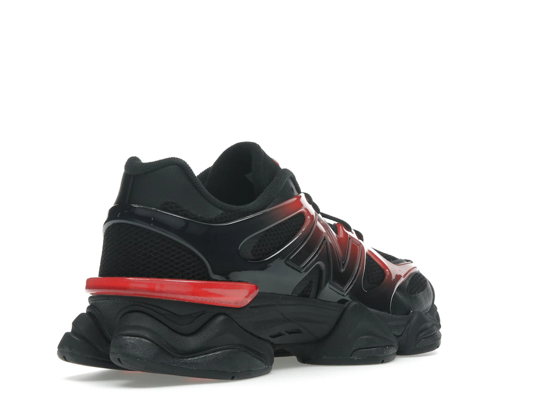 Vue 32 de New Balance 9060 Black Red Gradient