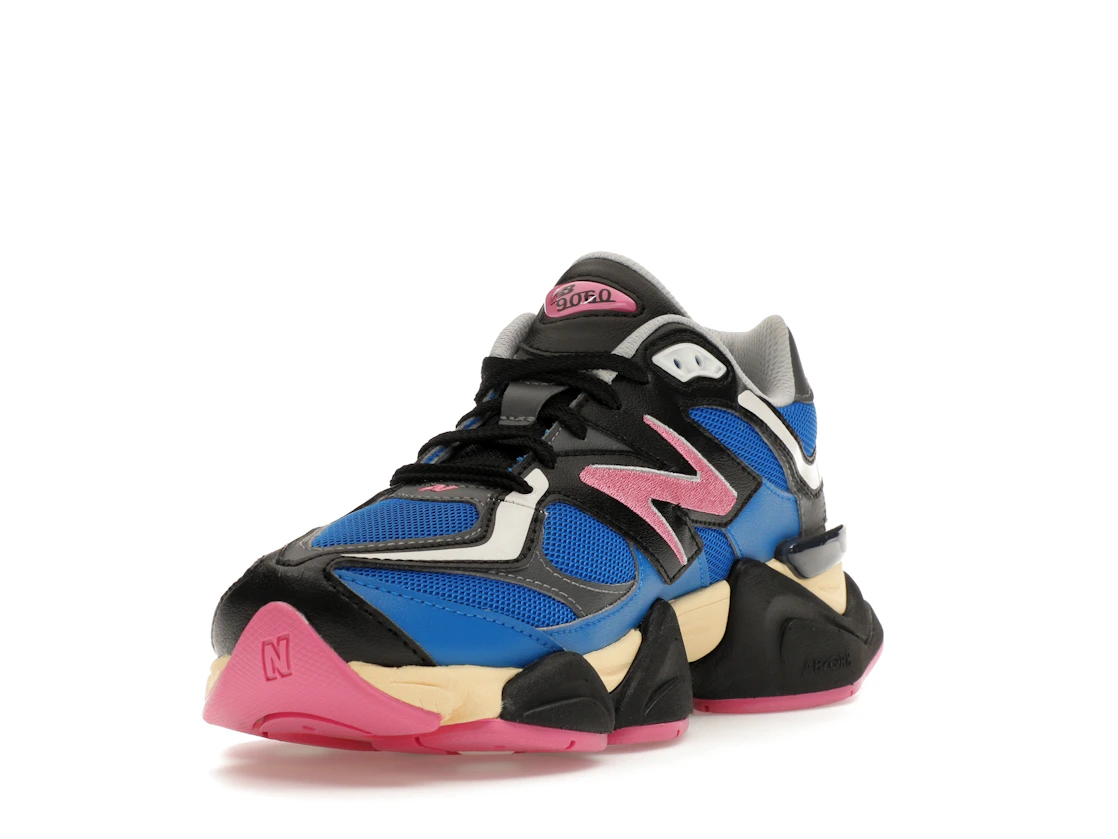 Vue 13 de New Balance 9060 Blue Oasis Real Pink