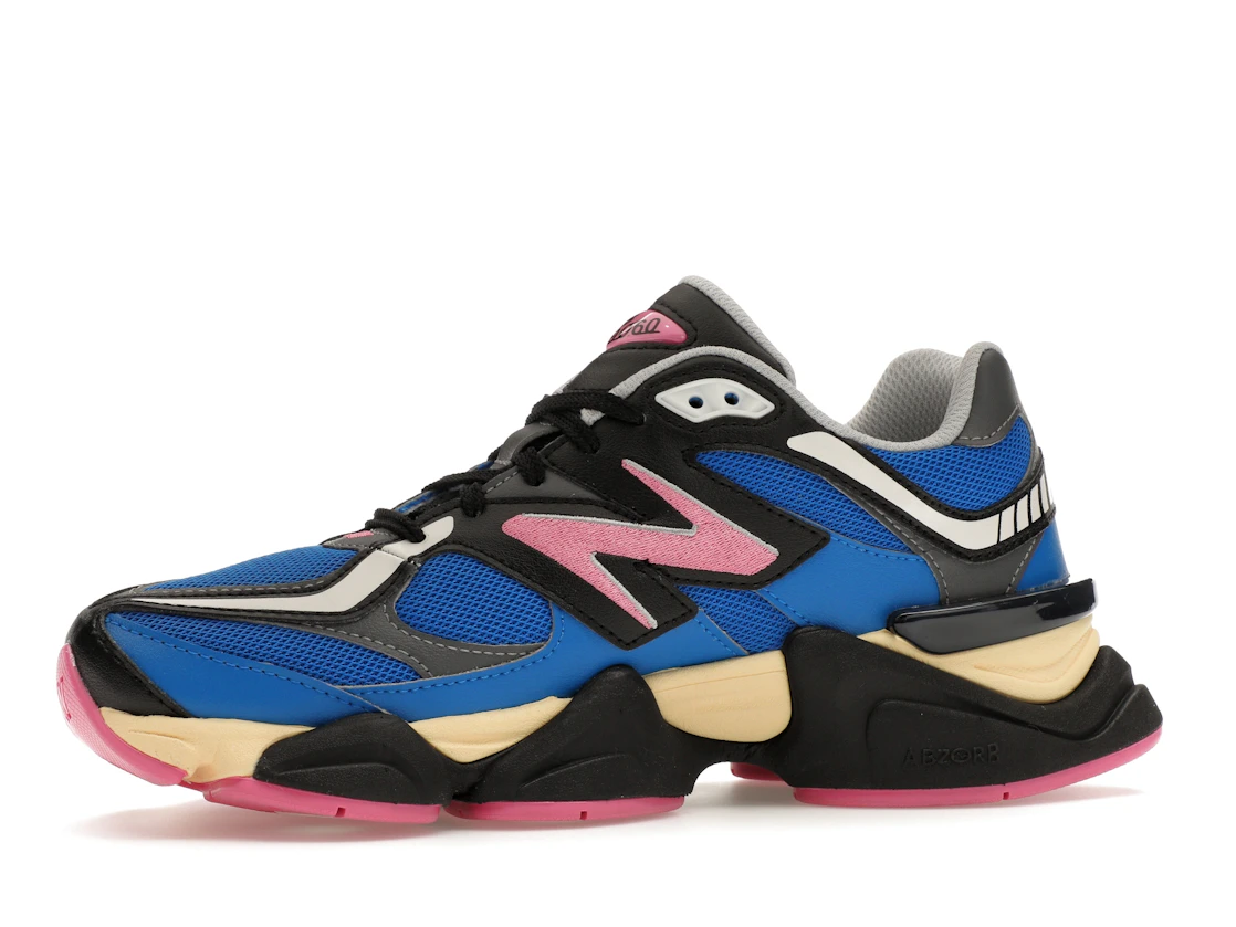 Vue 17 de New Balance 9060 Blue Oasis Real Pink