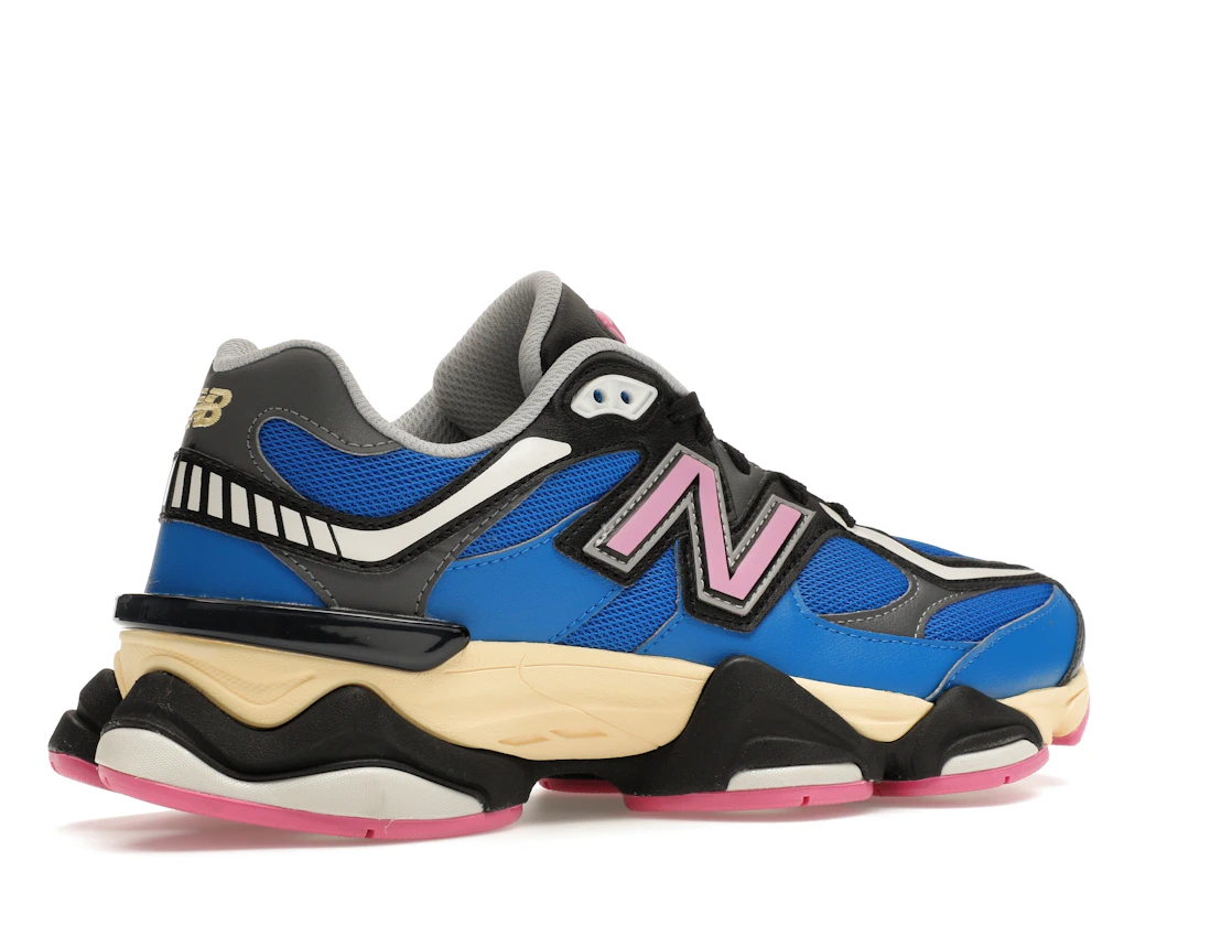 Vue 34 de New Balance 9060 Blue Oasis Real Pink