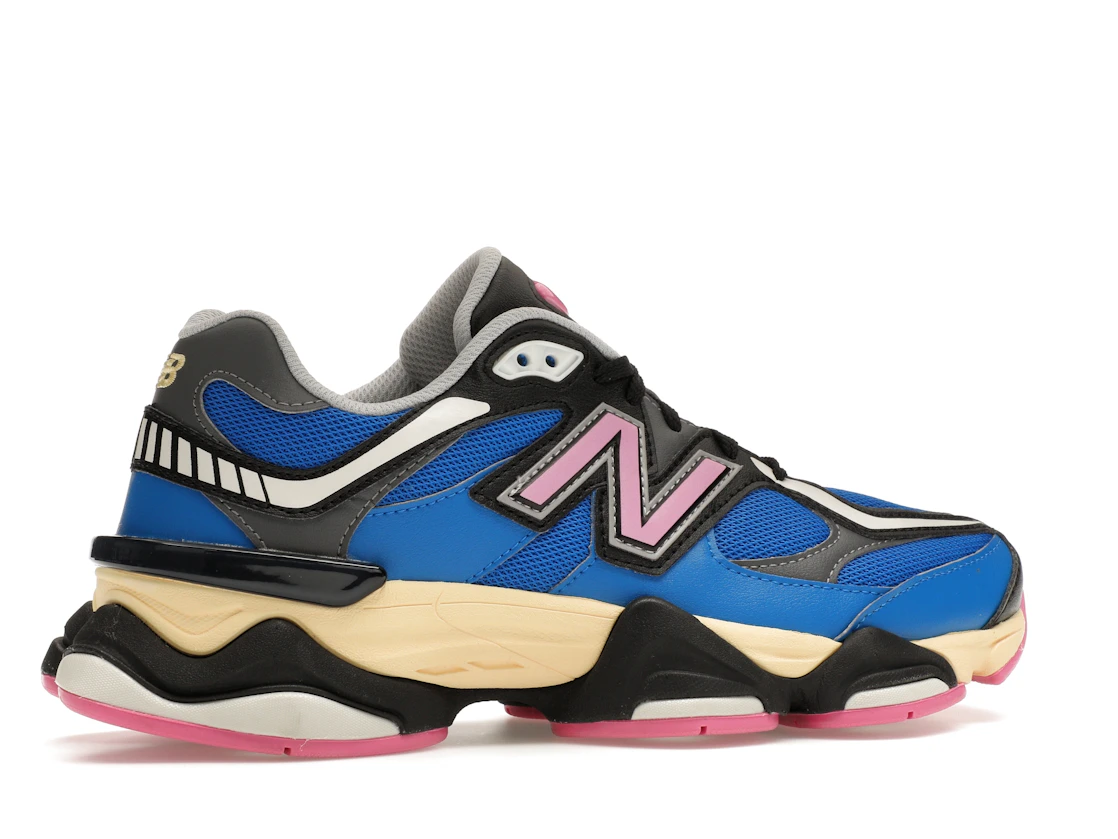 Vue 35 de New Balance 9060 Blue Oasis Real Pink
