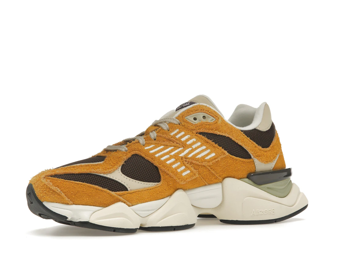Vue 16 de New Balance 9060 Butterscotch