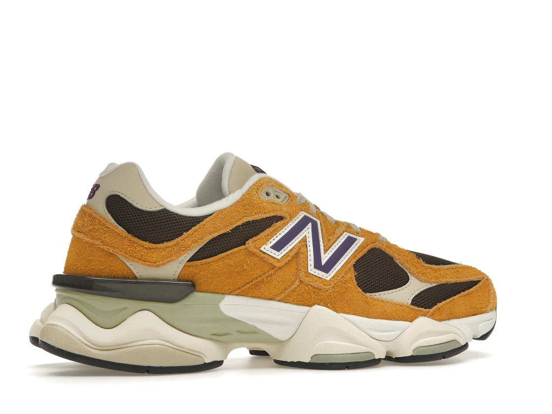 Vue 35 de New Balance 9060 Butterscotch
