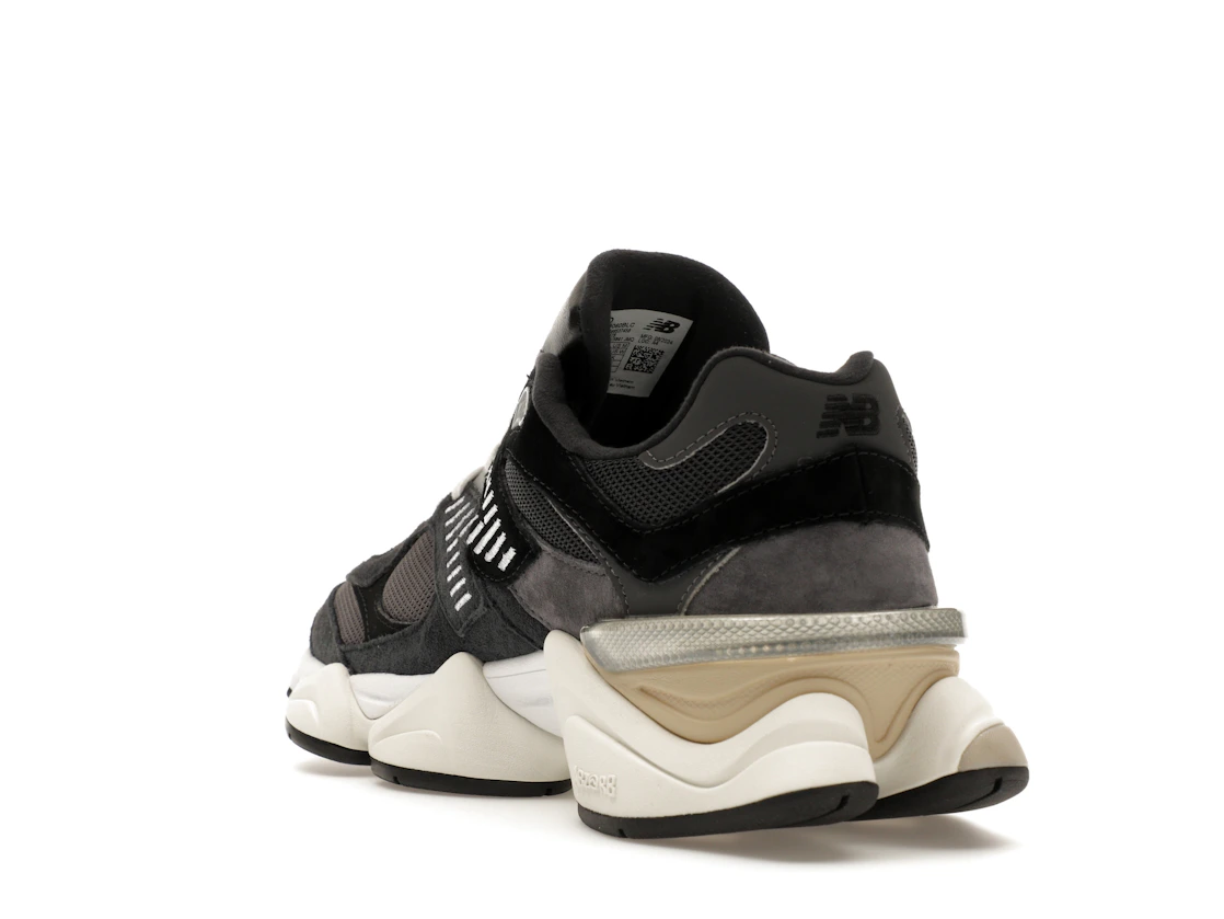 Vue 25 de New Balance 9060 Charcoal