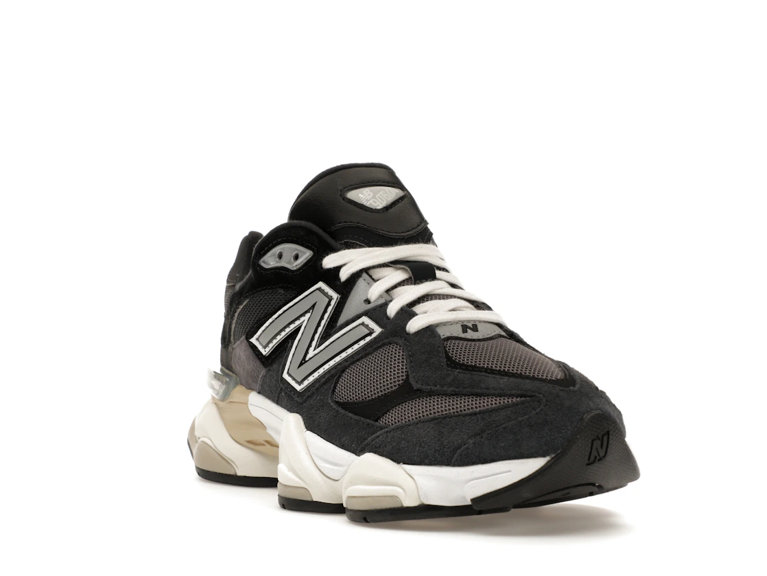 Vue 7 de New Balance 9060 Charcoal