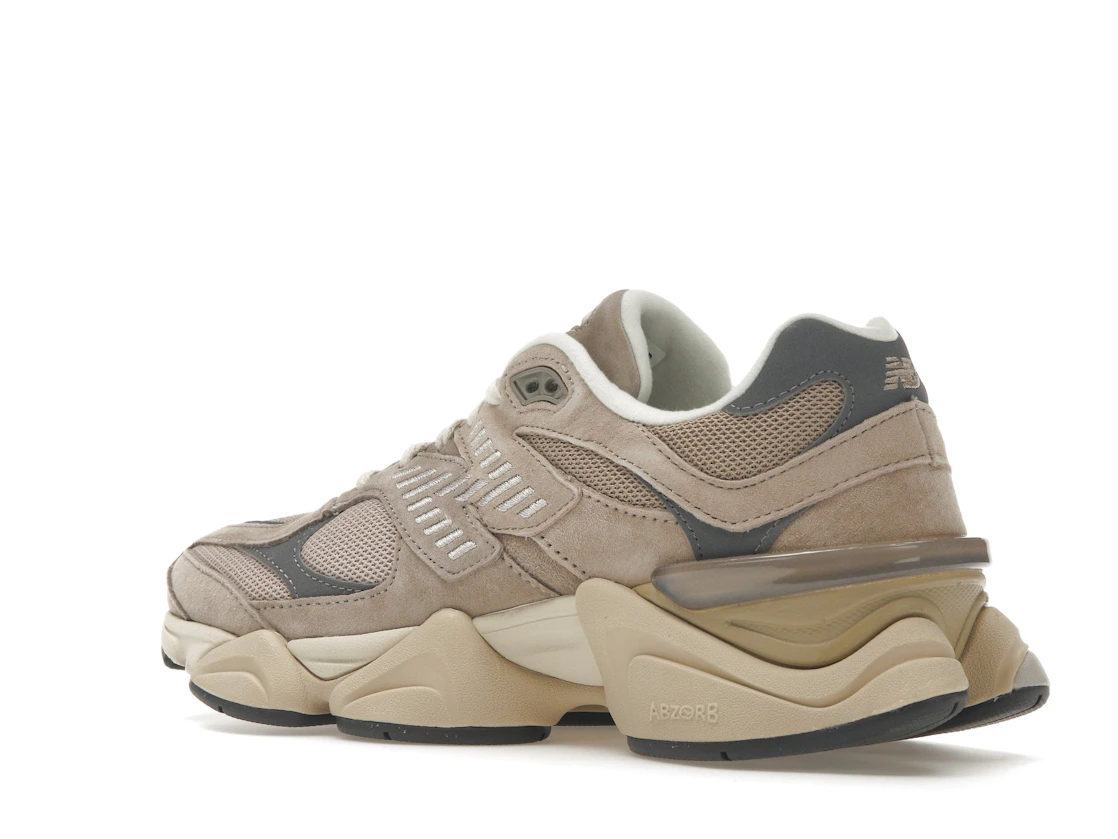 Vue 23 de New Balance 9060 Driftwood Castlerock