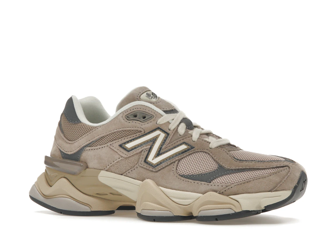 Vue 4 de New Balance 9060 Driftwood Castlerock