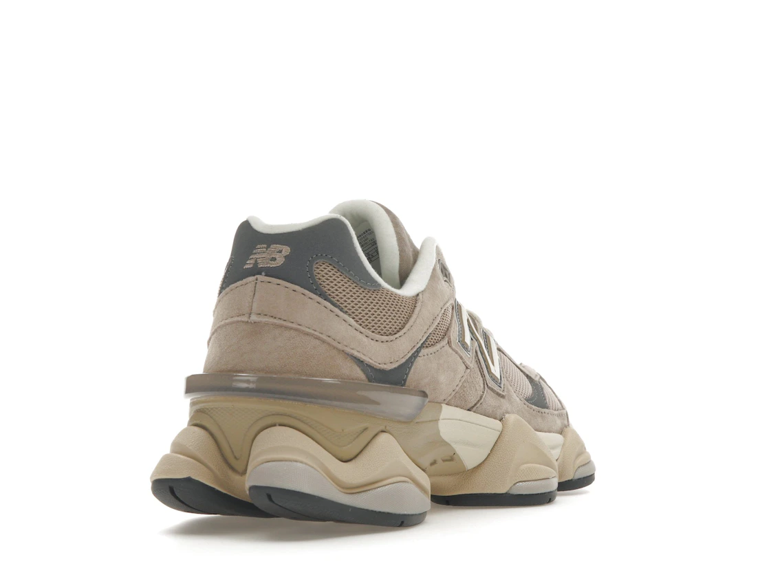 Vue 31 de New Balance 9060 Driftwood Castlerock