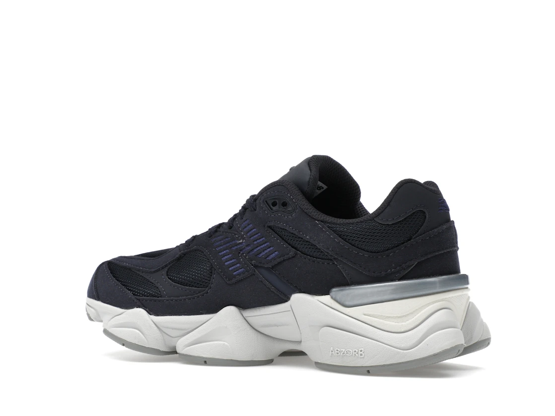 Vue 22 de New Balance 9060 Eclipse Navy (GS)