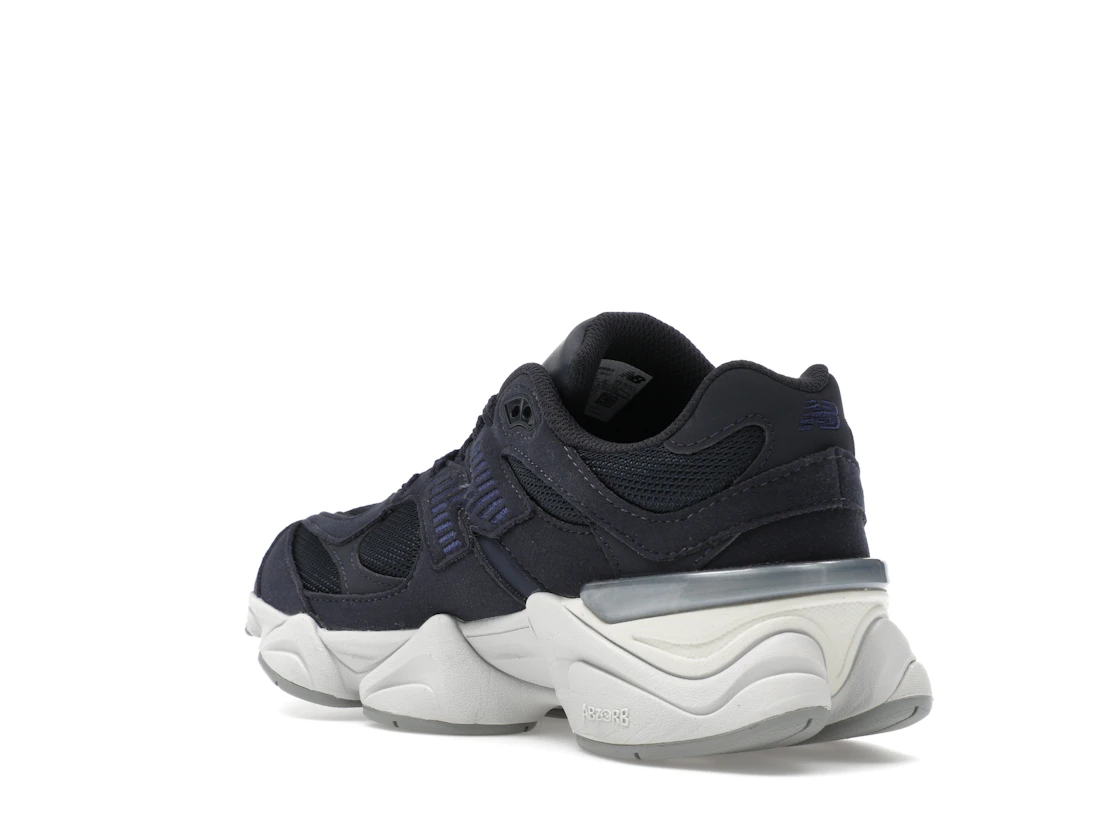 Vue 24 de New Balance 9060 Eclipse Navy (GS)