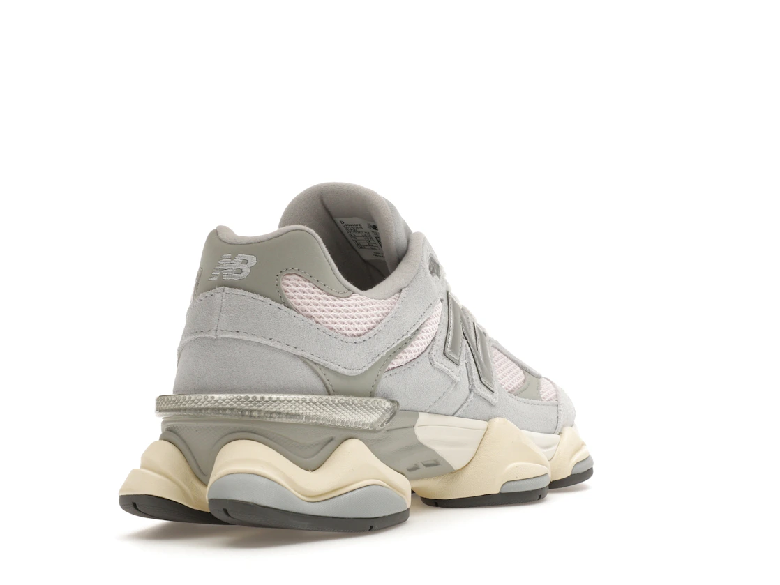 Vue 31 de New Balance 9060 Granite Pink