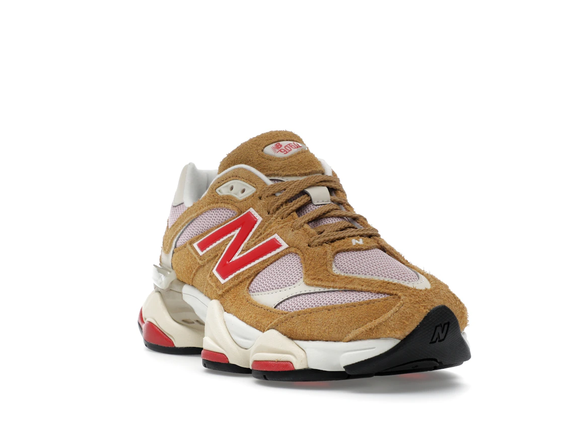 Vue 7 de New Balance 9060 Great Plains True Red