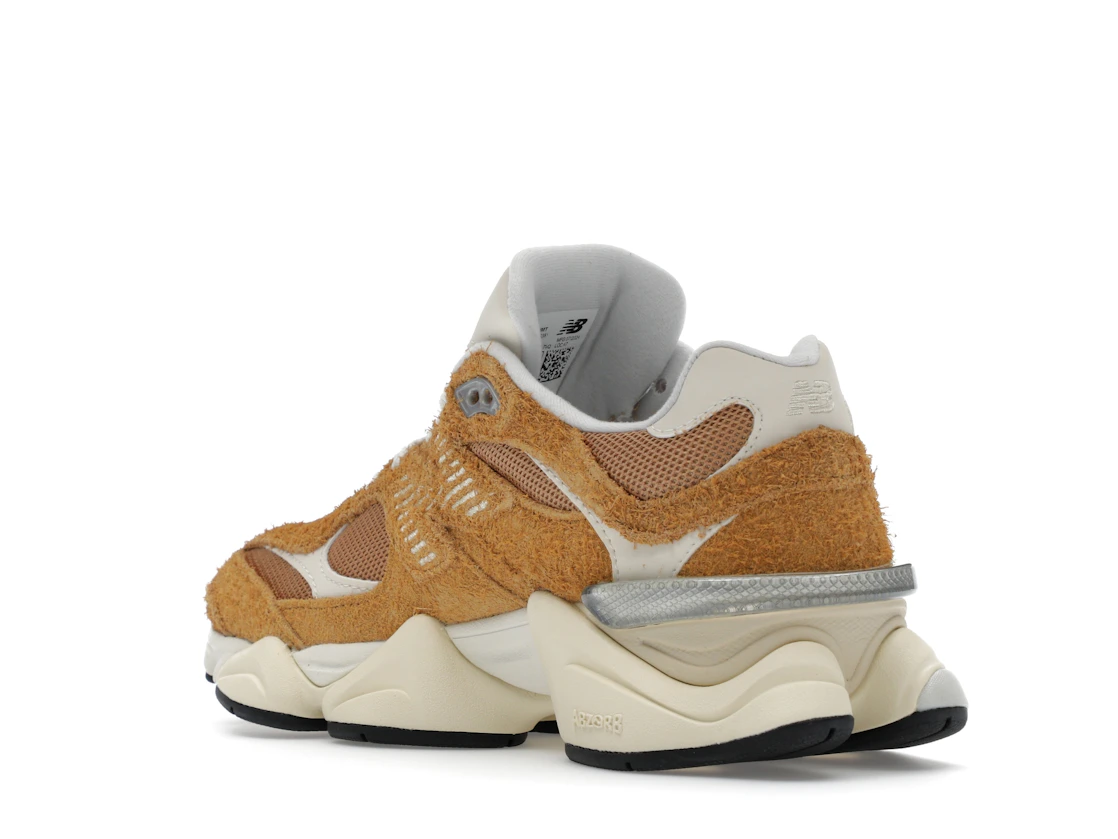 Vue 24 de New Balance 9060 Great Plains