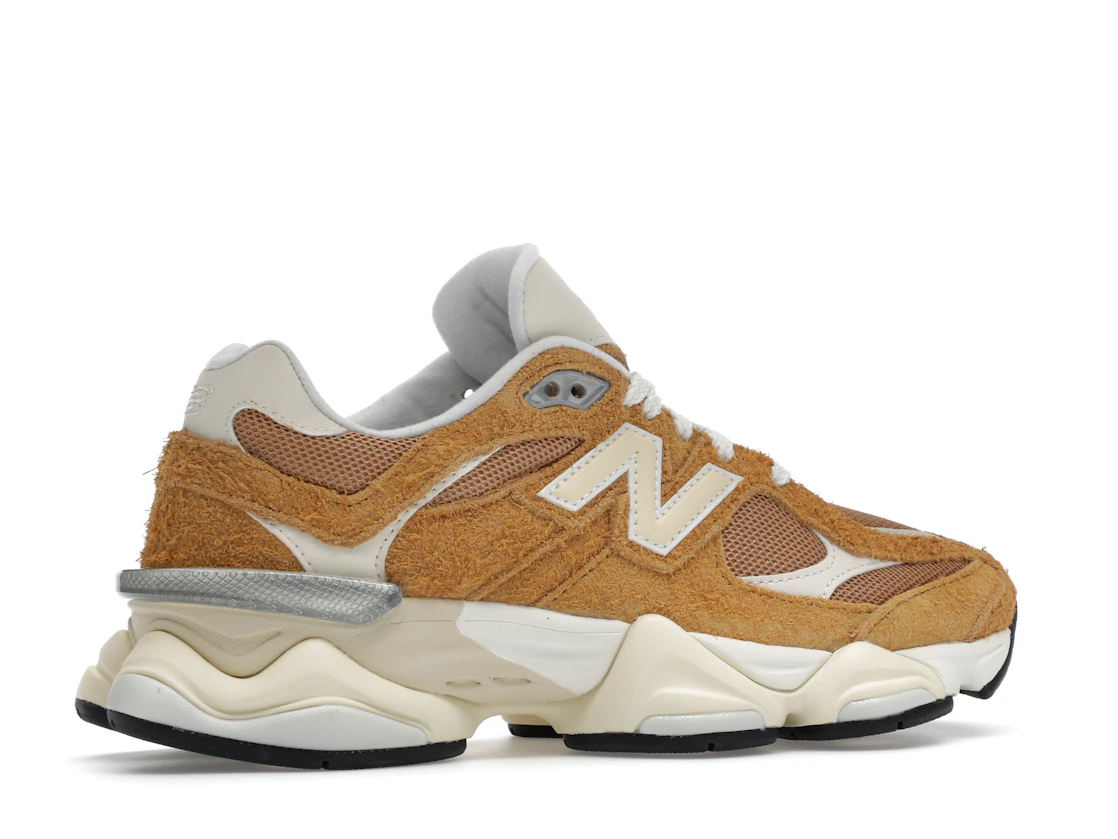 Vue 35 de New Balance 9060 Great Plains