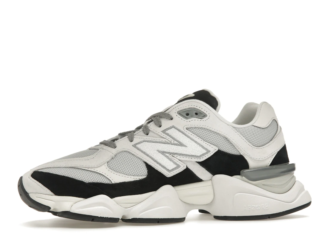 Vue 17 de New Balance 9060 Grey Jet Black