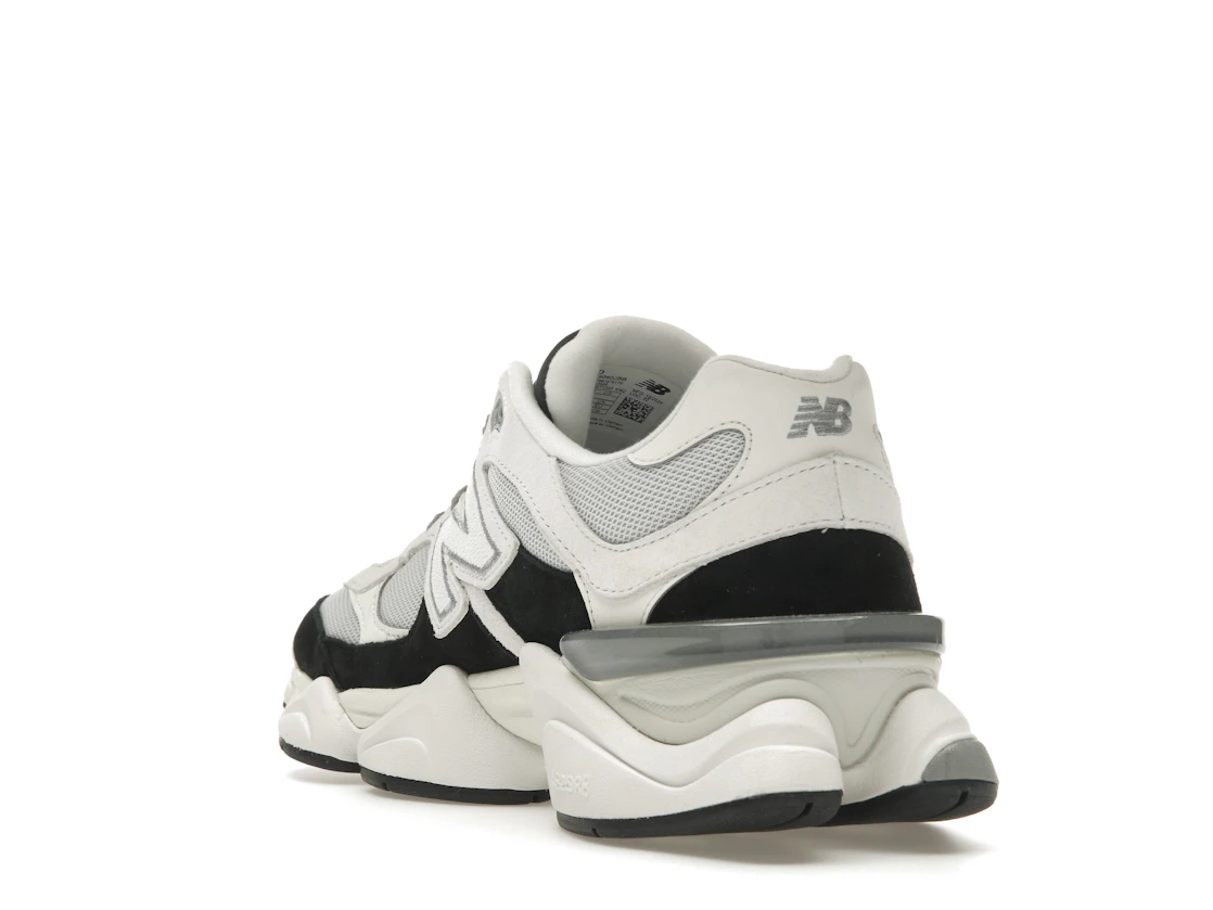 Vue 25 de New Balance 9060 Grey Jet Black