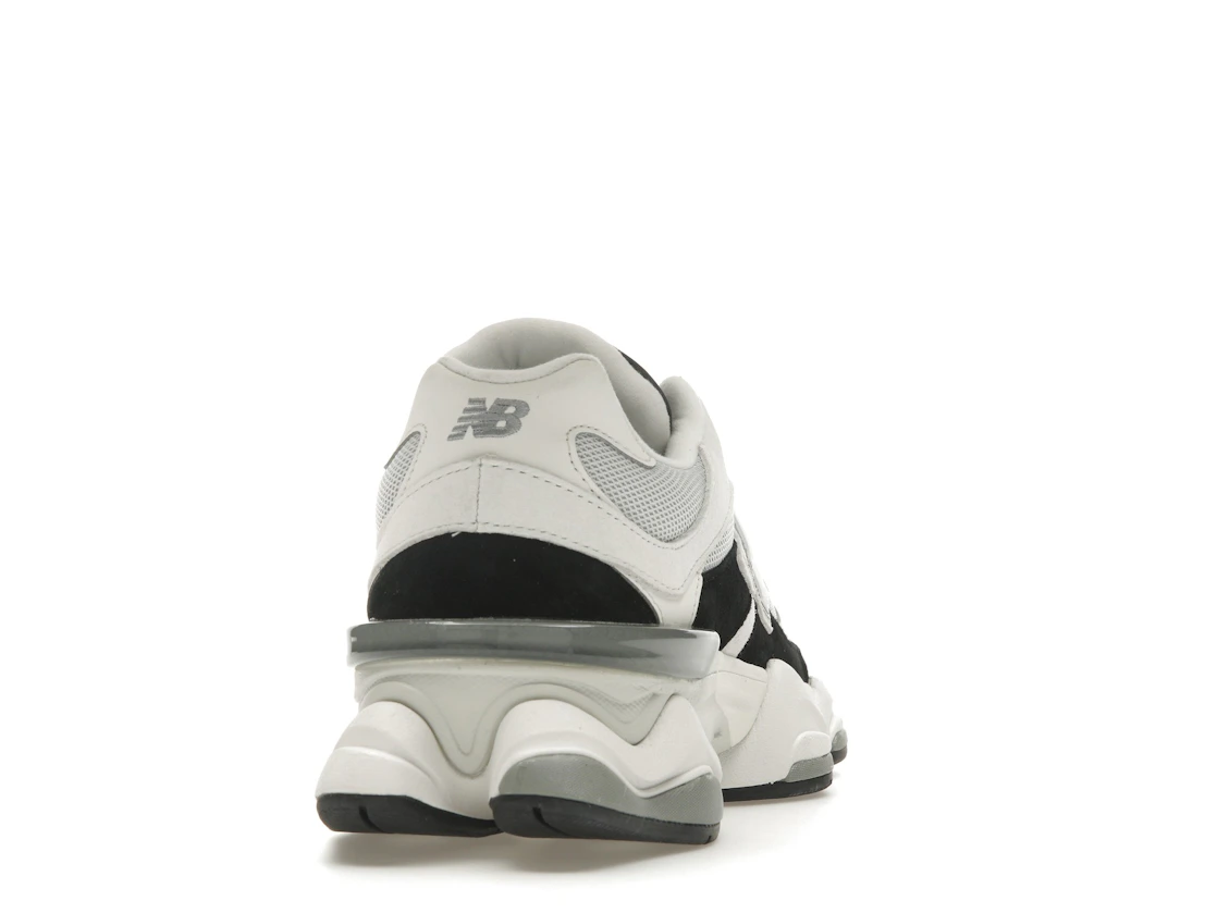 Vue 29 de New Balance 9060 Grey Jet Black