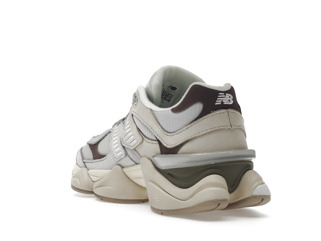 Vue 25 de New Balance 9060 Grey Matter Timberwolf