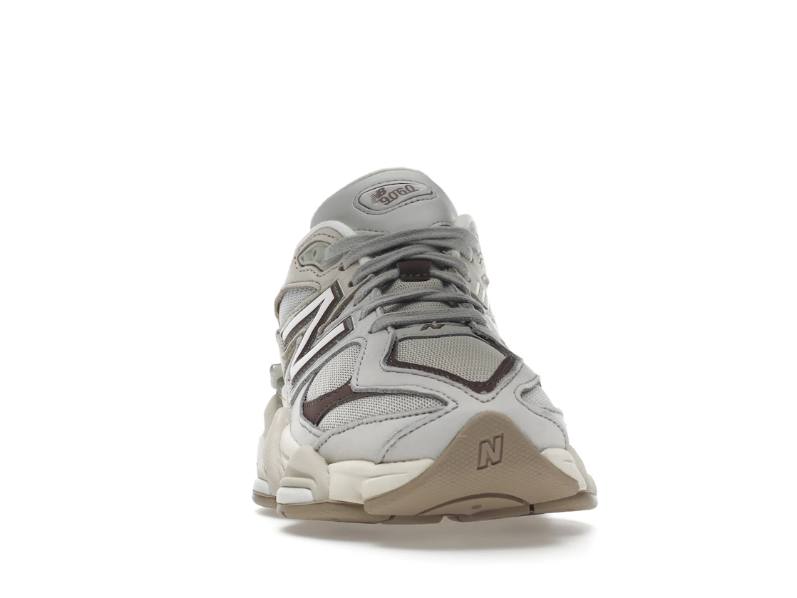 Vue 9 de New Balance 9060 Grey Matter Timberwolf