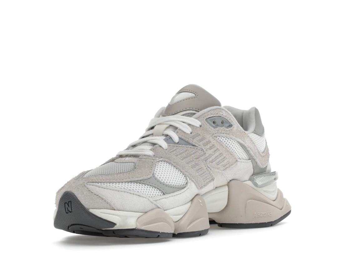 Vue 14 de New Balance 9060 Grey